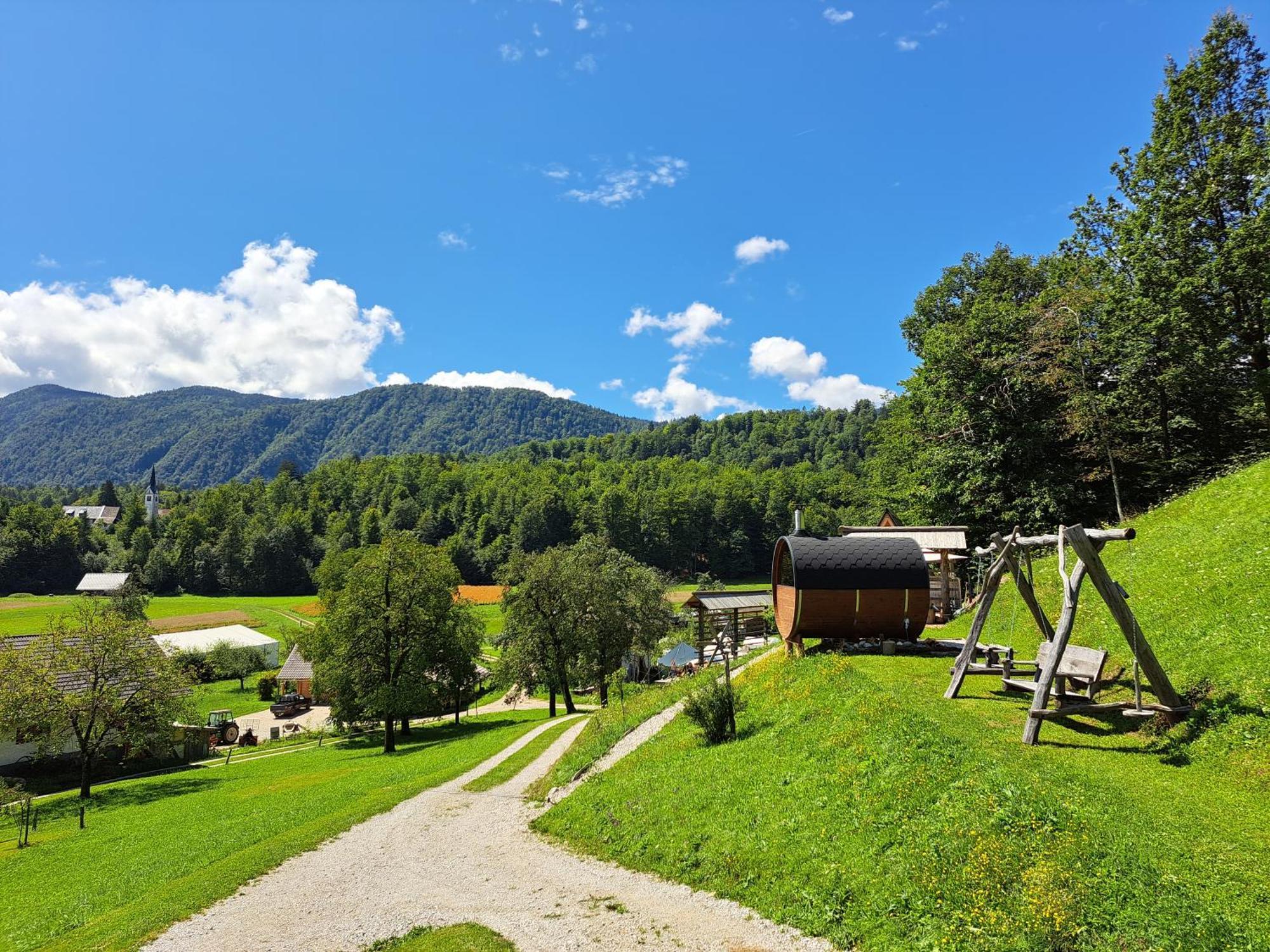 Puzman Farm Glamping Villa Radovljica Dış mekan fotoğraf
