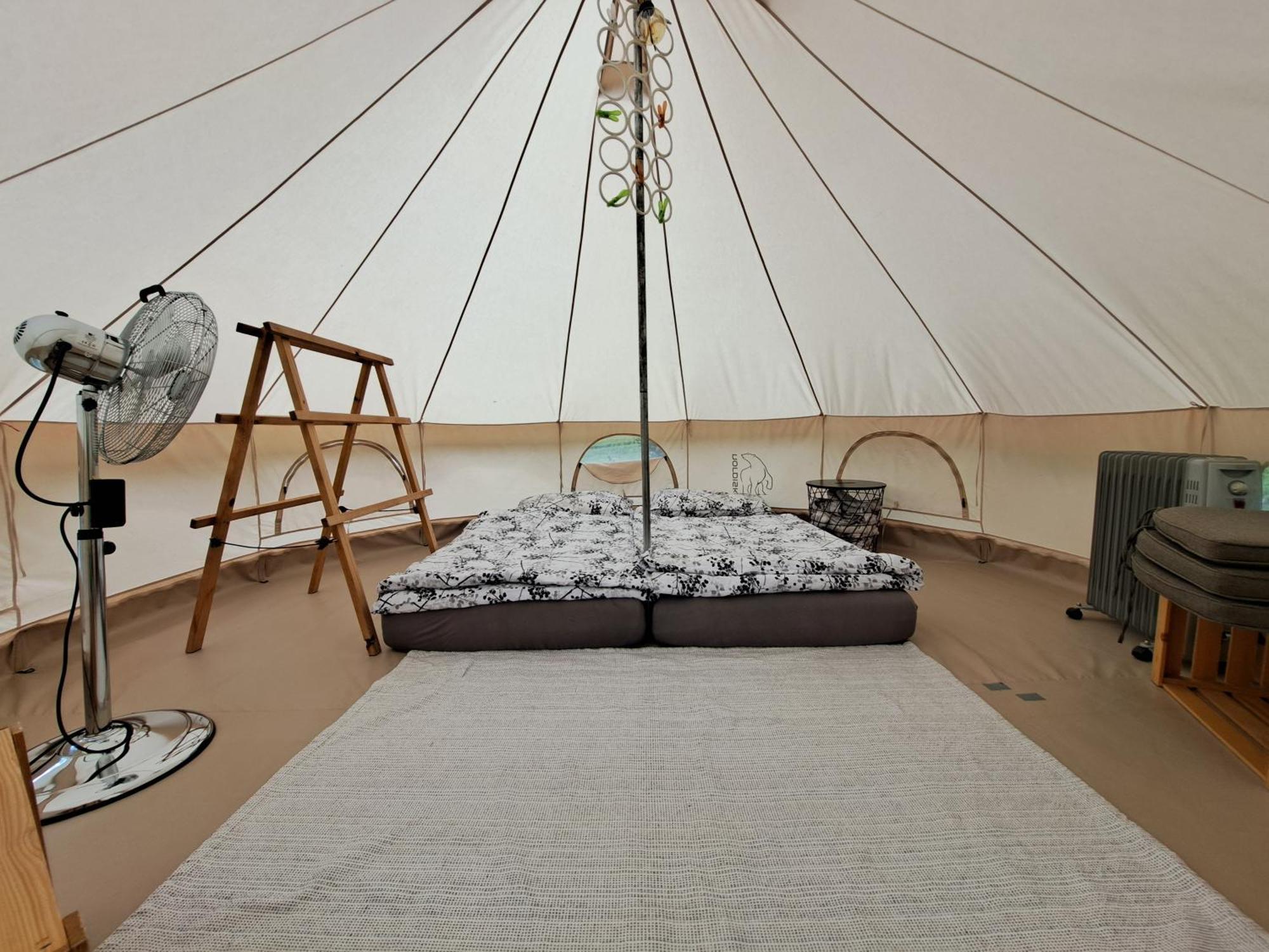 Puzman Farm Glamping Villa Radovljica Dış mekan fotoğraf